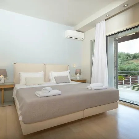 Helanes Villa